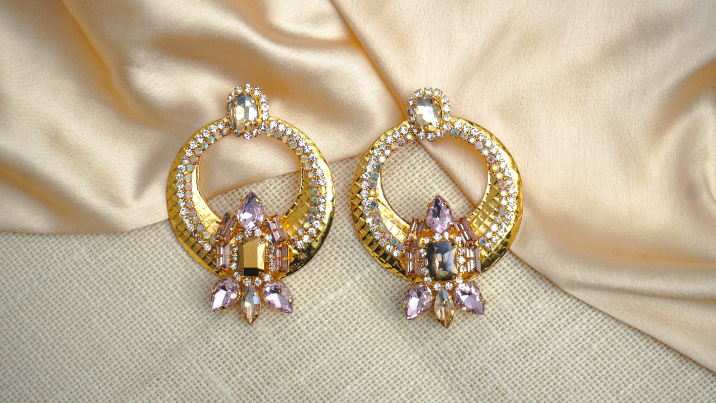 Golden-round-Victoria-earring