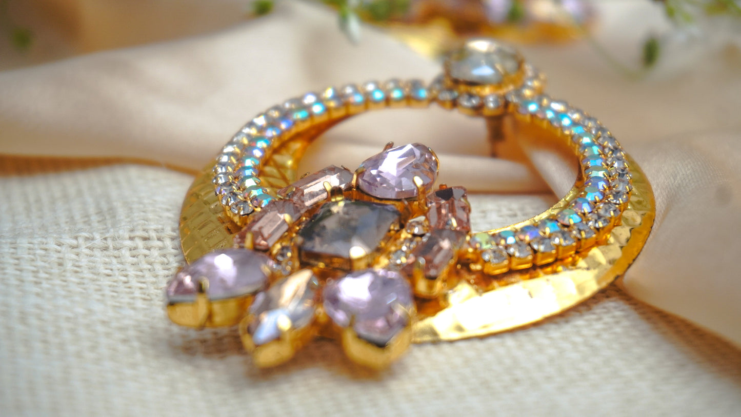 Golden-round-Victoria-earring