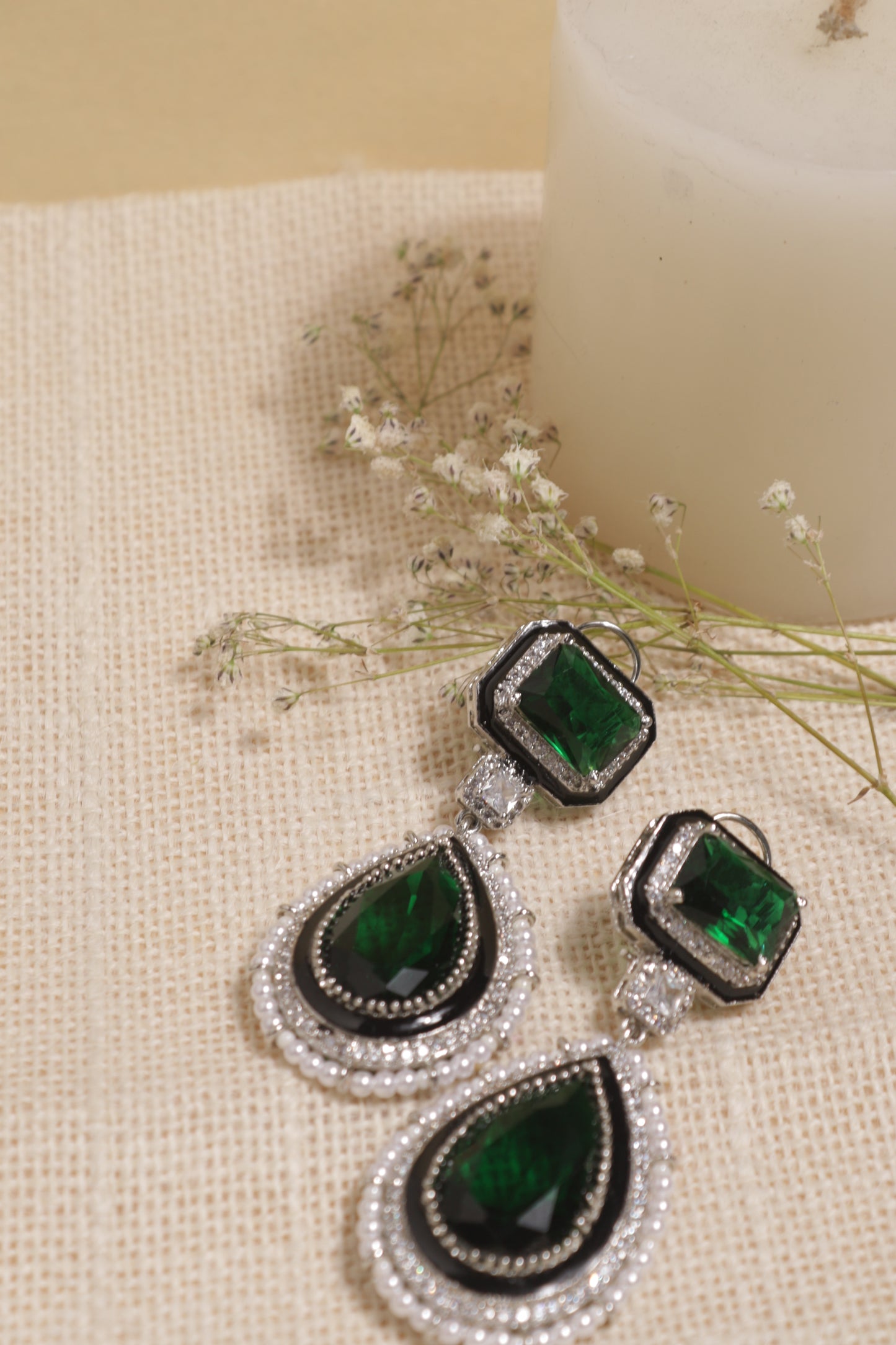 green ad party earrings