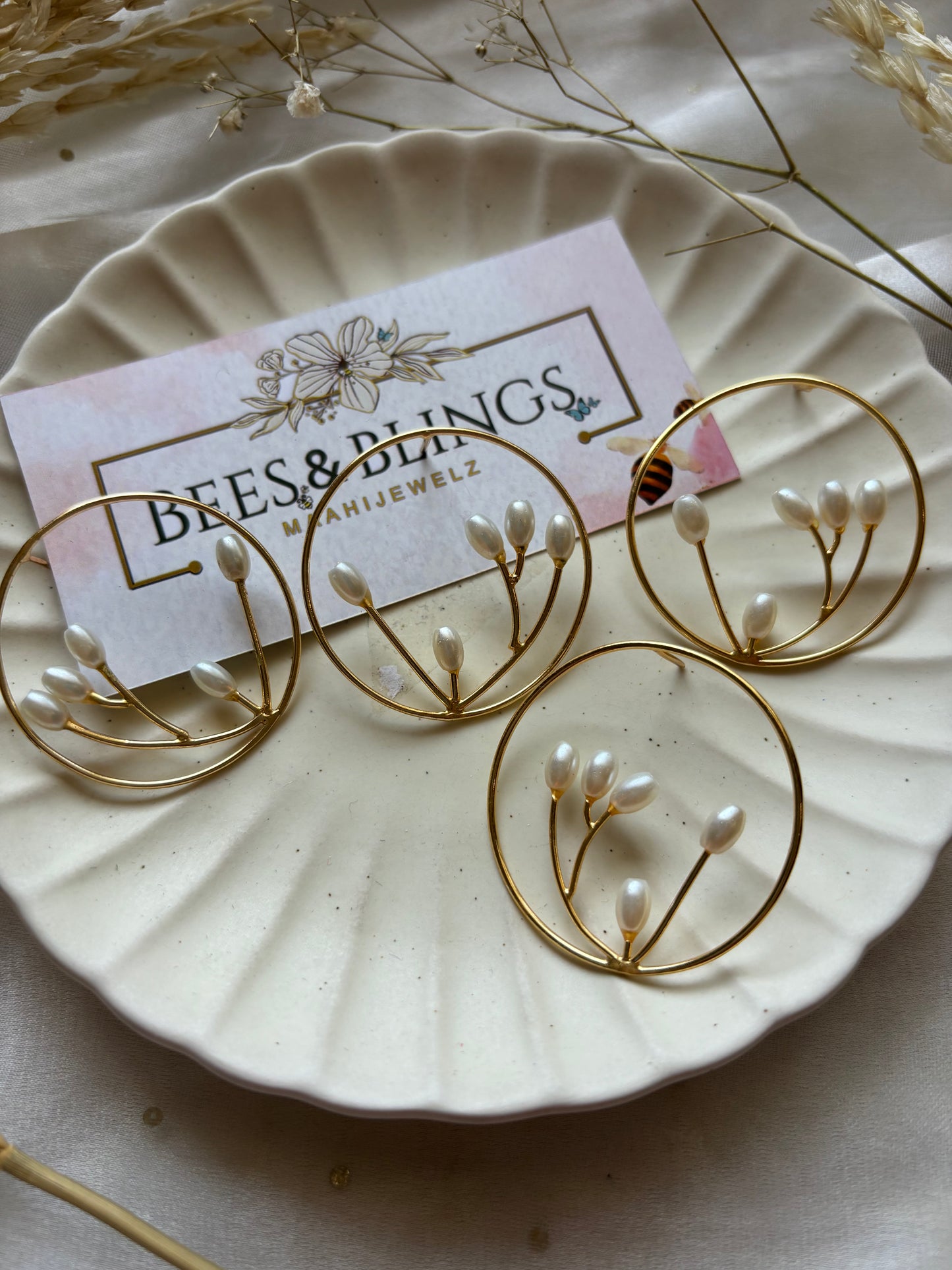 goldplated-pearl-casual-earring