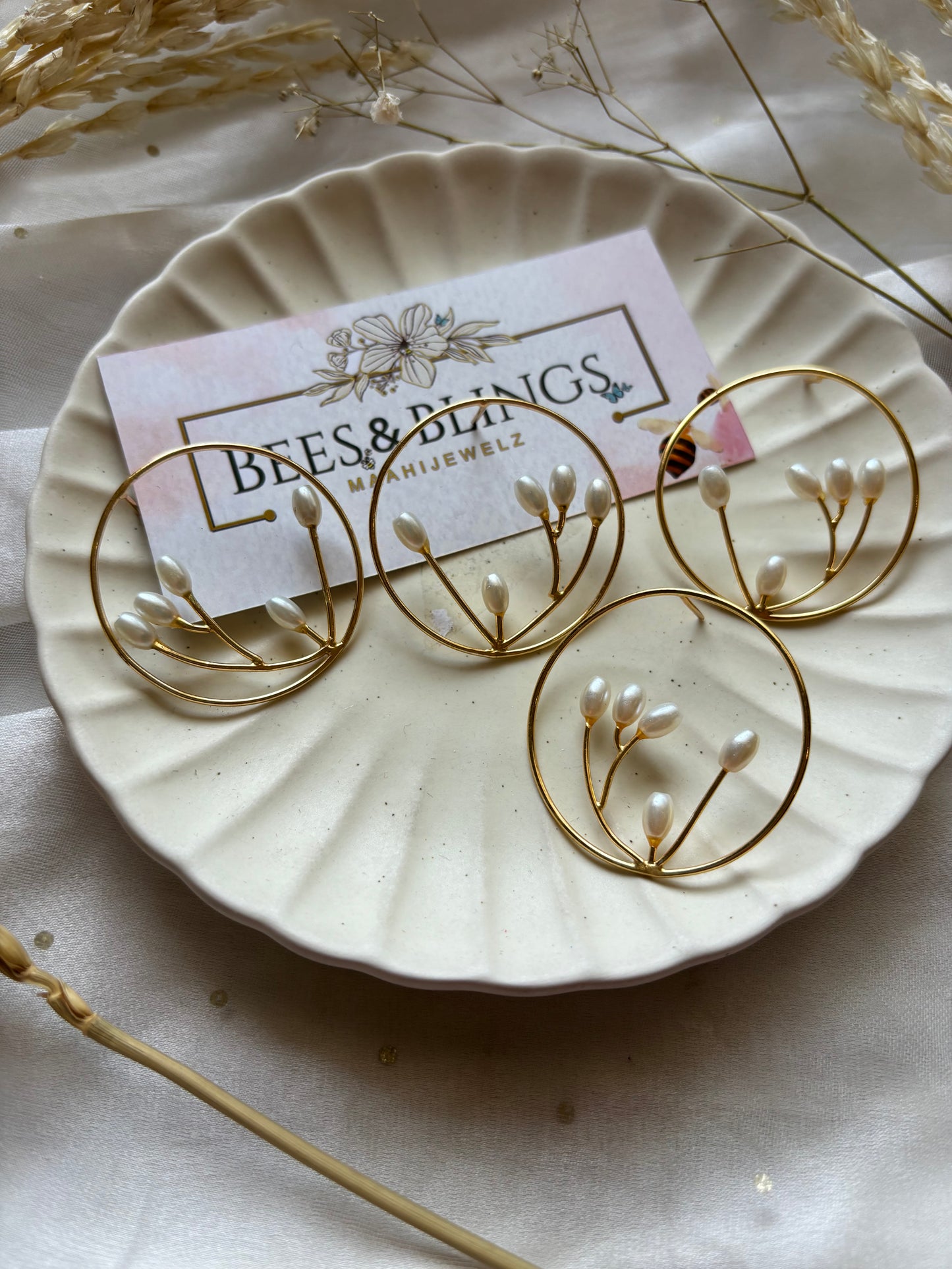 goldplated-pearl-casual-earring