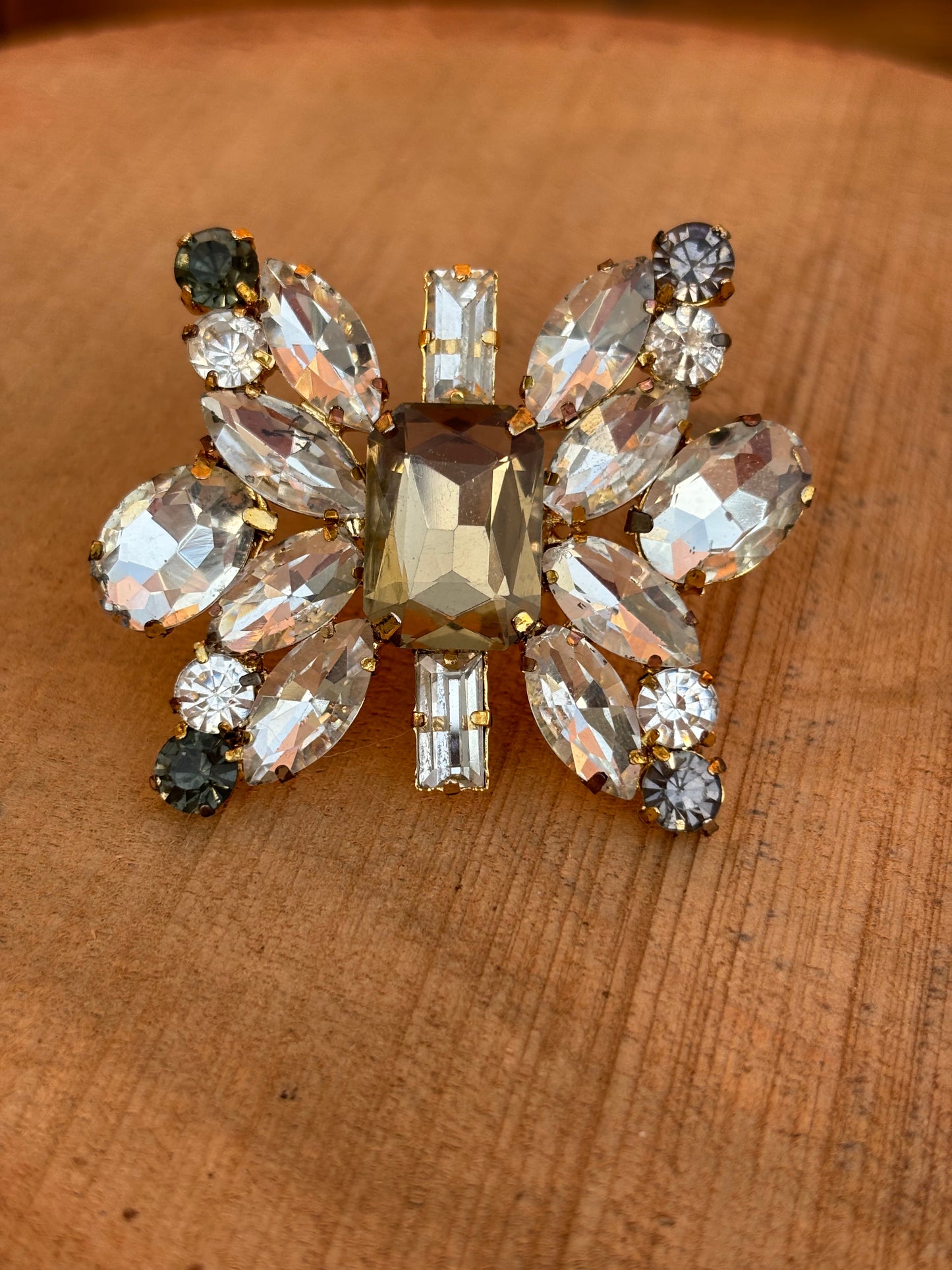 STATEMENT RINGS