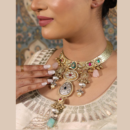 golden-hasli-party-necklace