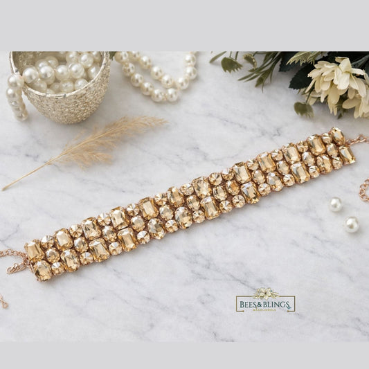 golden-statement-necklace