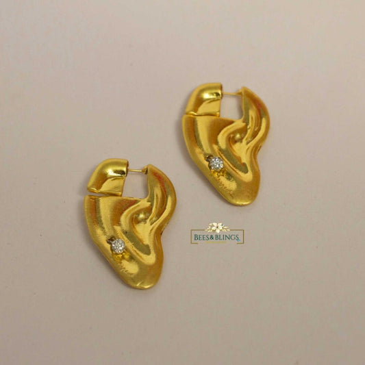 golden-statement-studs-earrings