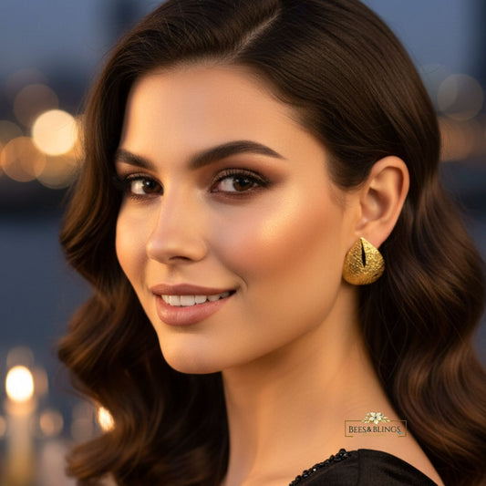 golden-stud-earrings