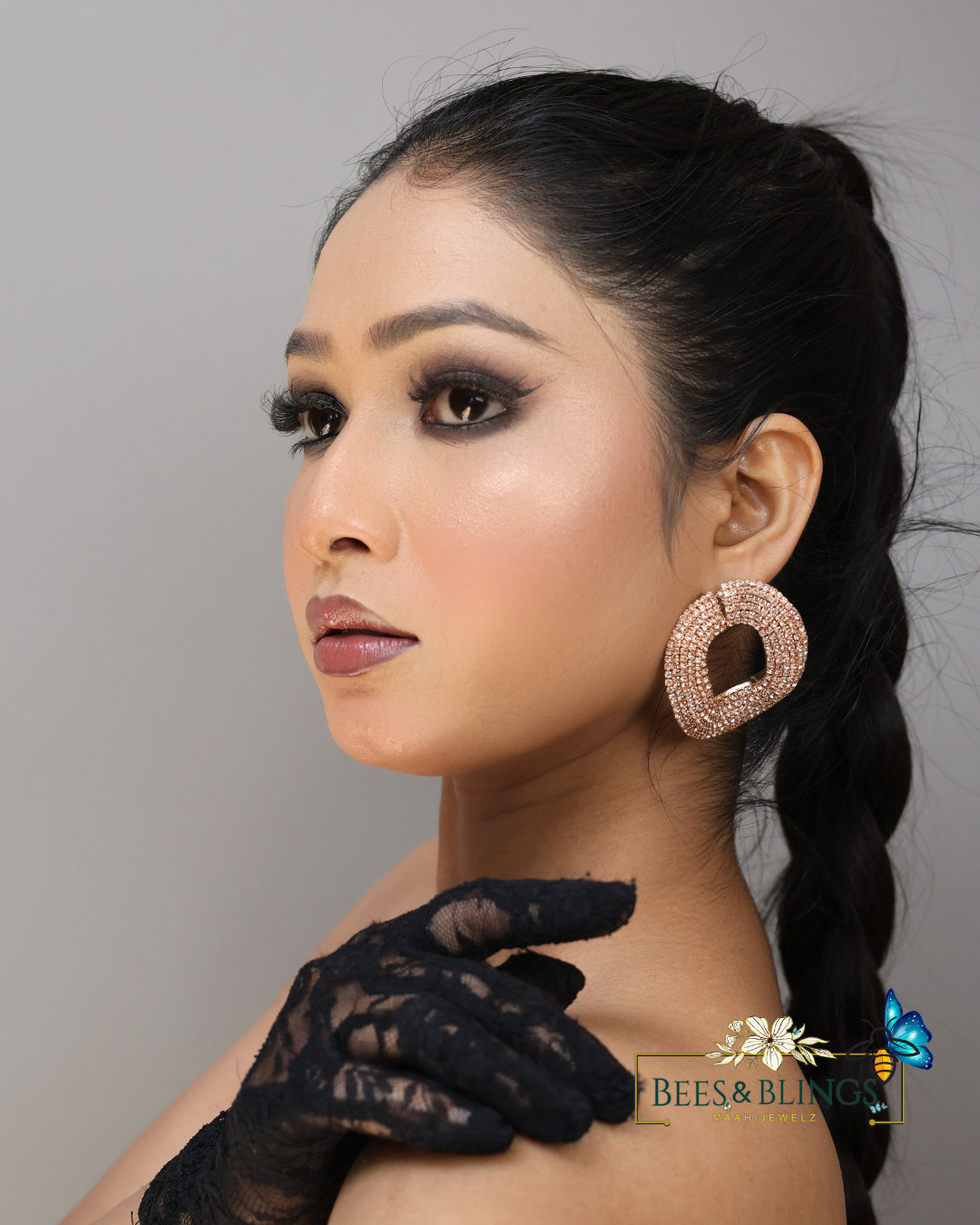 noura-golden-party-statement-studs-earrings