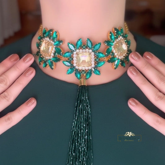 green-choker