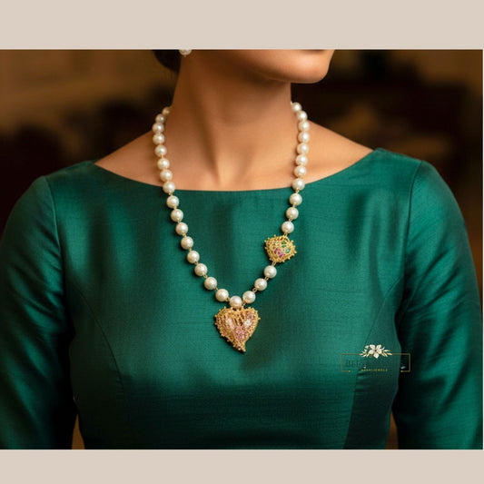 Vintage Gold Heart Pearl Necklace