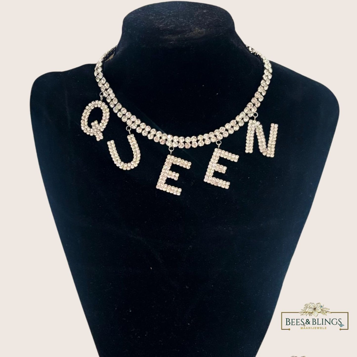 queen party statement necklace