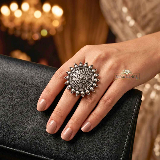 Round Oxidised Ring