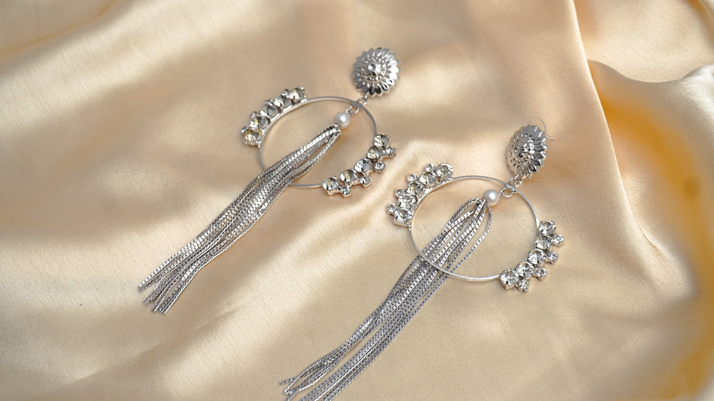 silver-long-tassel-earrings
