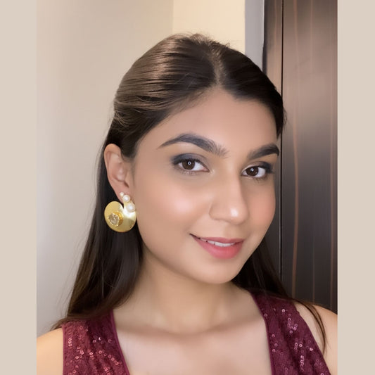 Gold-Pearl-Studs-Earrings