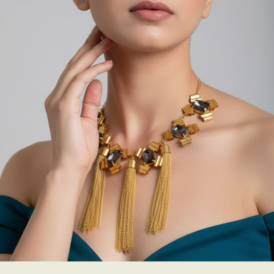 Golden-black-statement necklace 
