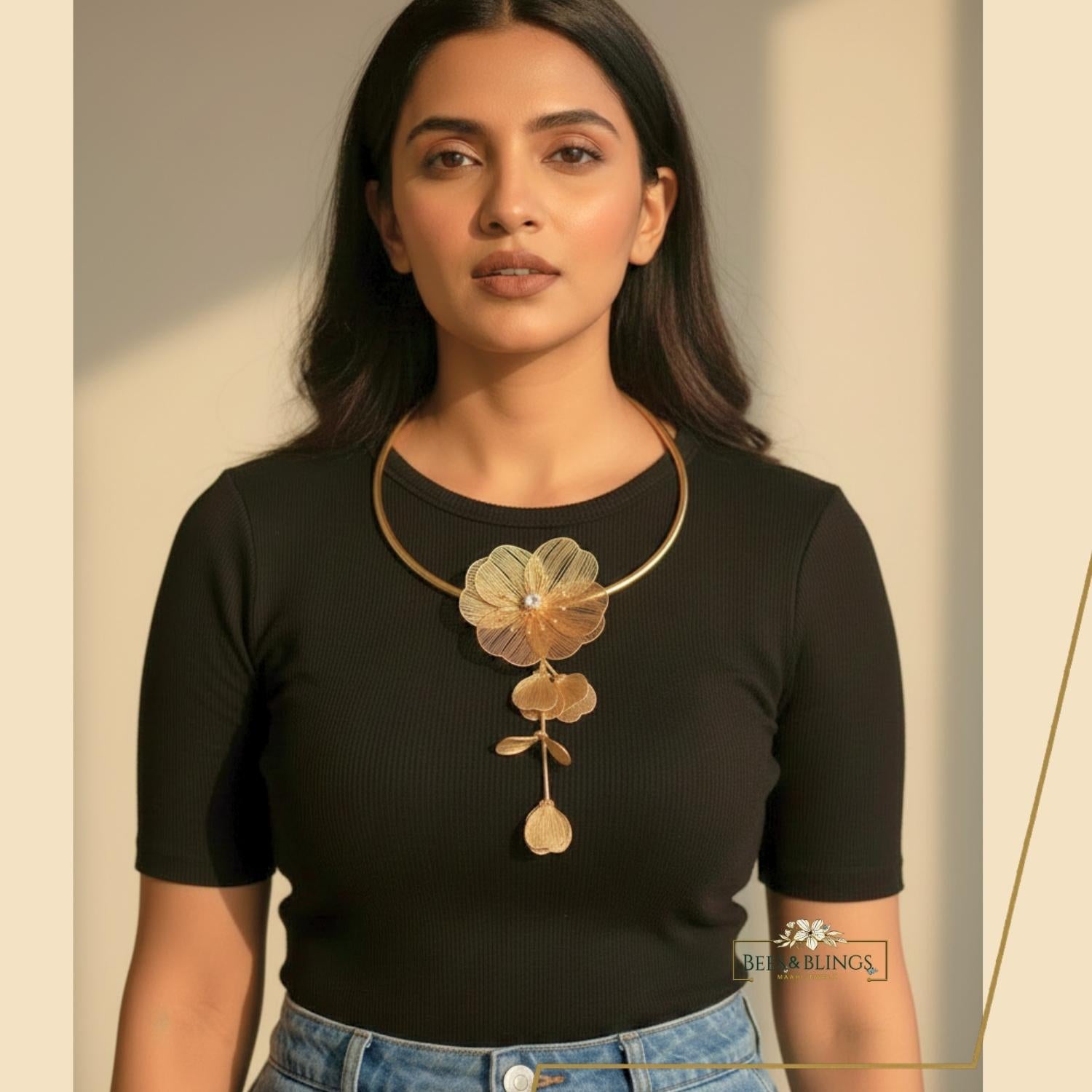 Golden-floral-party-necklace