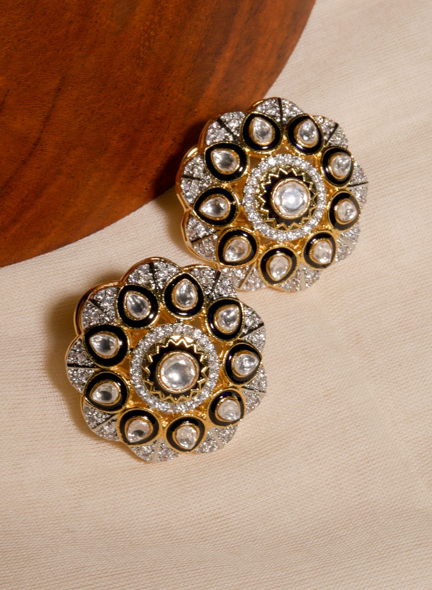 mossoinate kundan studs