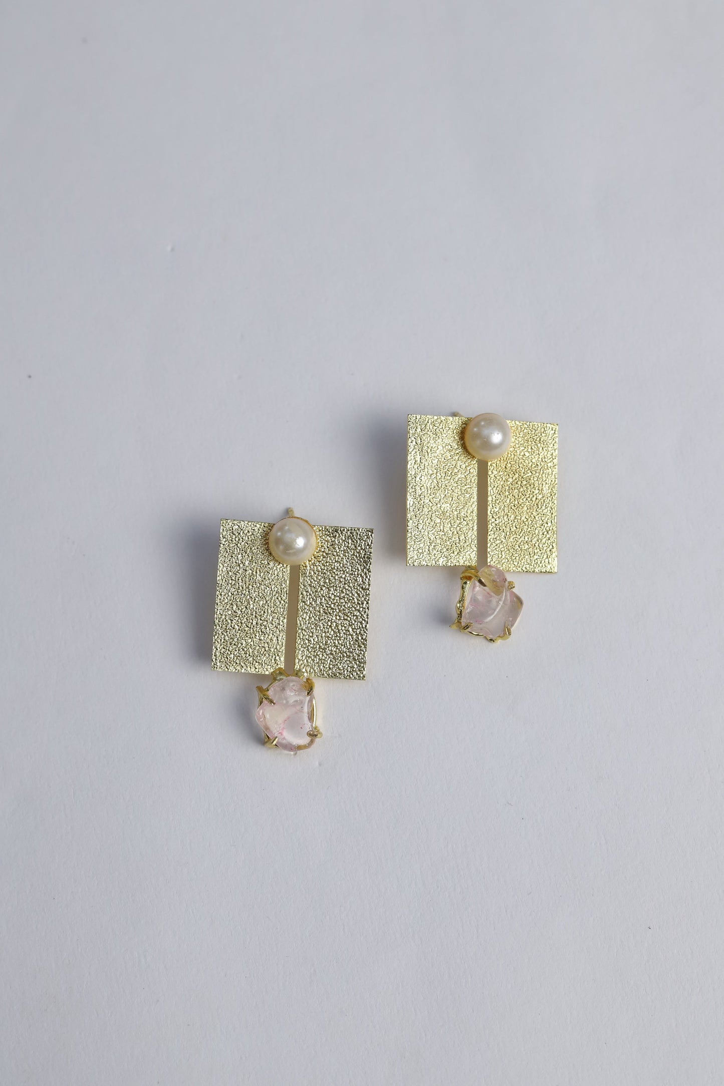 goldplated-square-stud-earrings