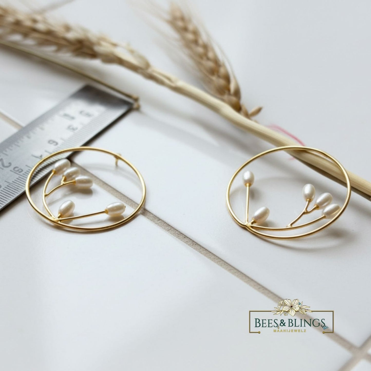 Minimal-Gold-Pearl-Hoop-statement-studs-Earrings
