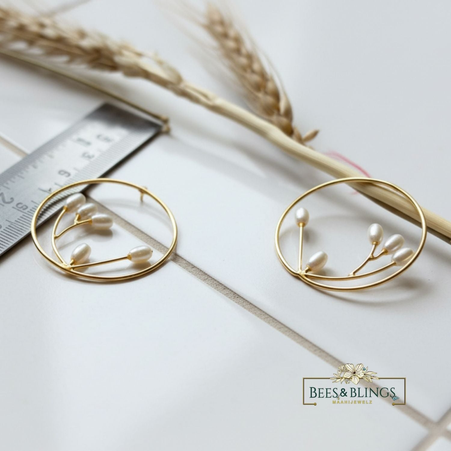 Minimal-Gold-Pearl-Hoop-statement-studs-Earrings
