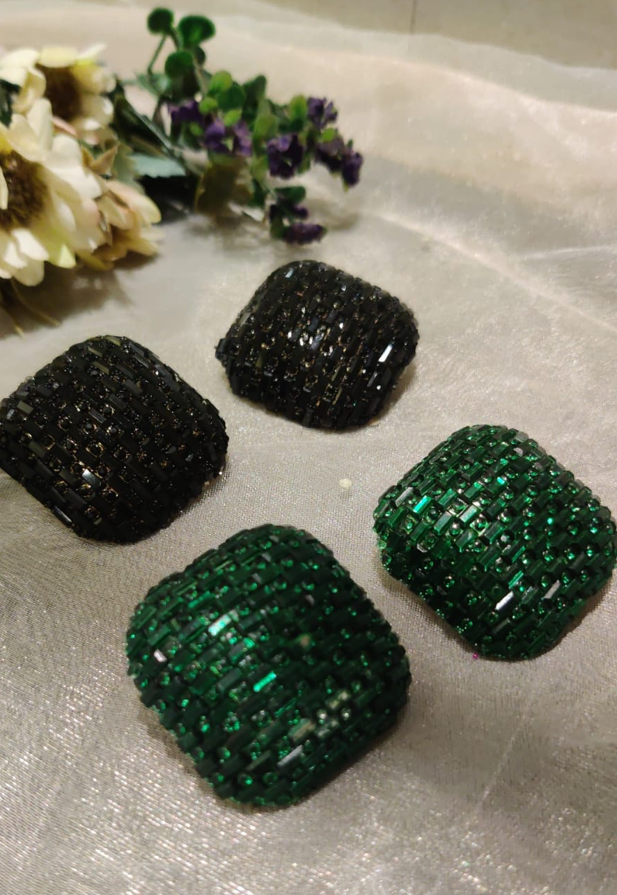 NOURA-PARTYWEAR-STUD-EARRINGS