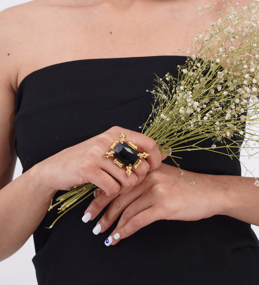 black bold Ring