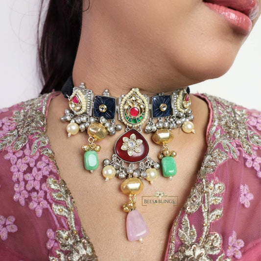 blue-choker-statement-necklace