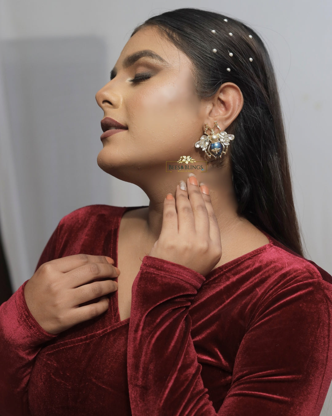 Blue bee statement earring