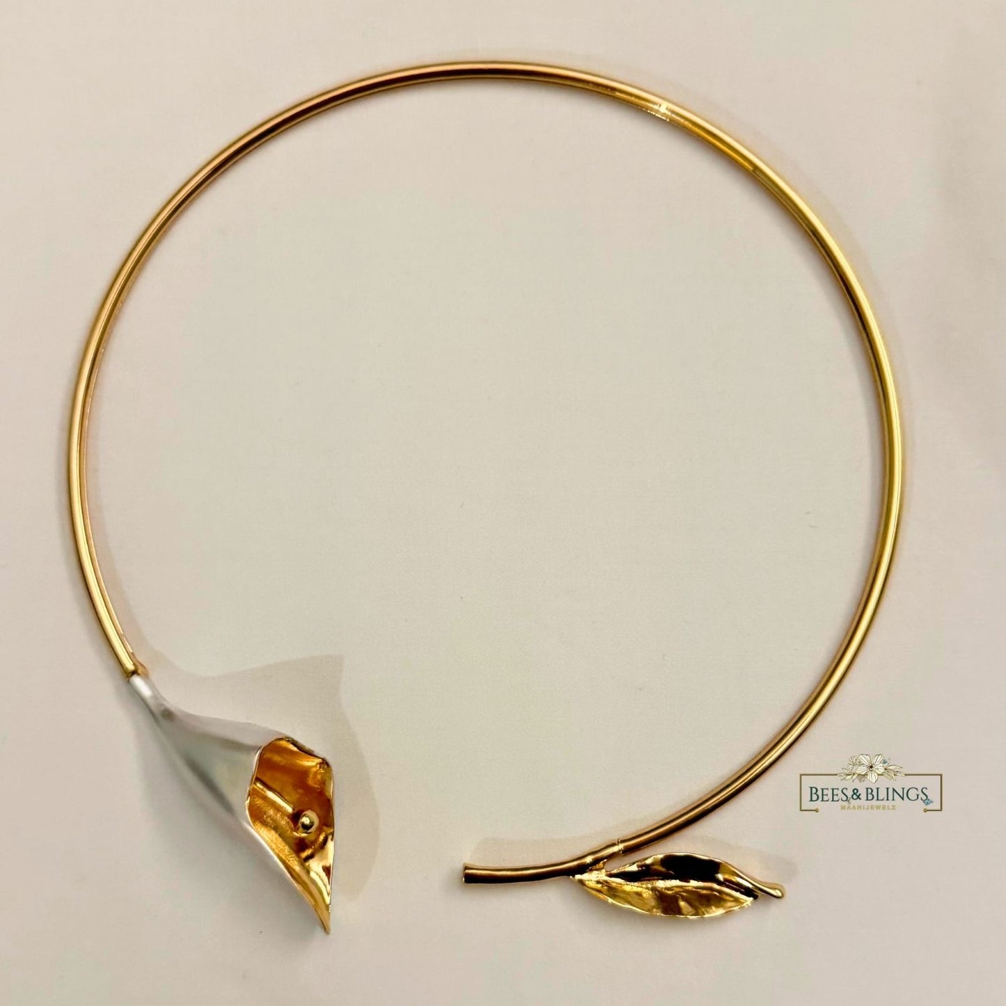 calla-lily-gold-choker-necklace