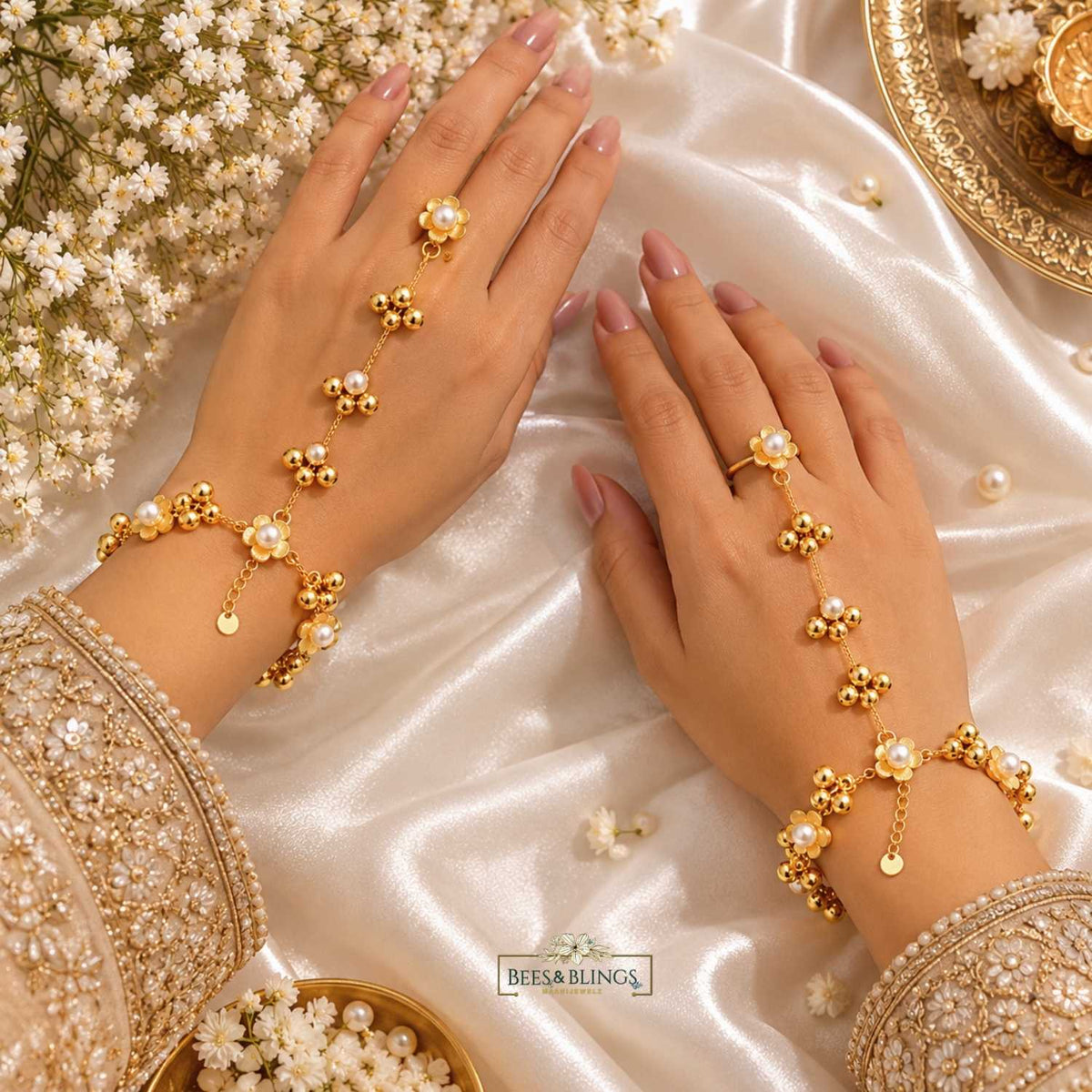 Golden floral Ghungroo Haath Phool (PAIR)