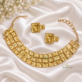golden-checks-chokerset-necklace-front