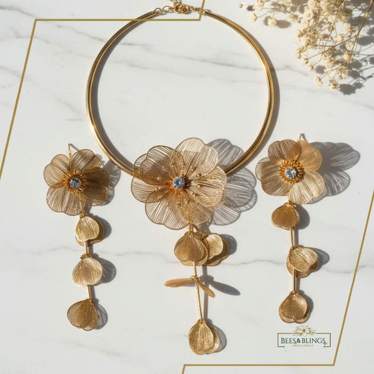 golden_floral_statement_necklace