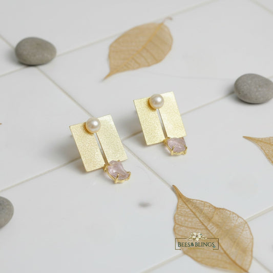 goldplated-square-stud-earrings