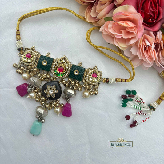 green-choker-necklace
