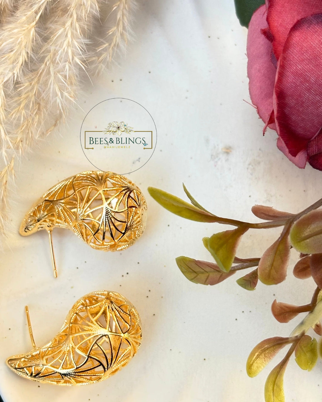 golden-teardrop-earrings