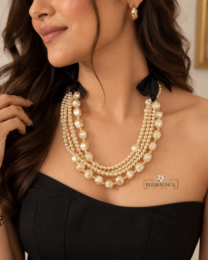 pearl Layered statement necklace
