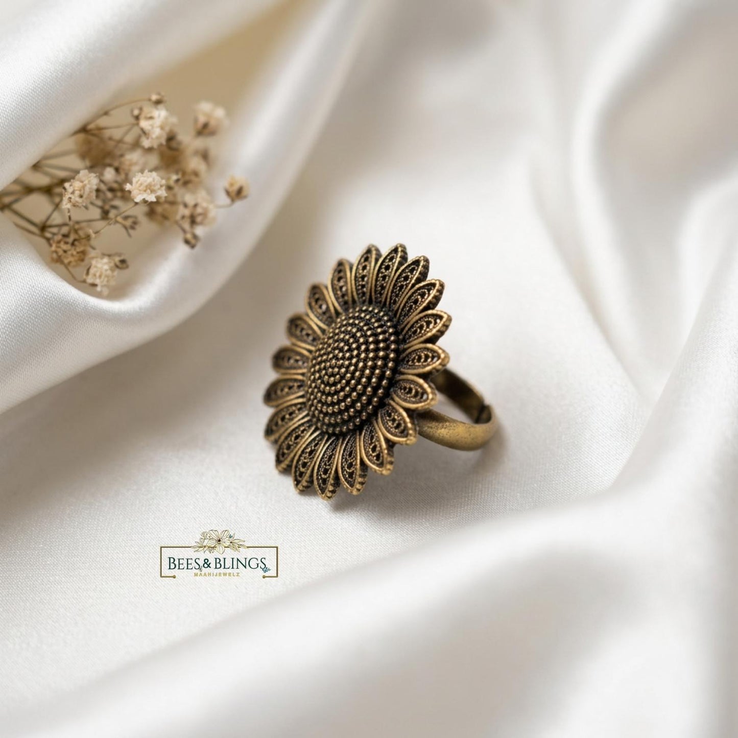 Round Oxidised Ring